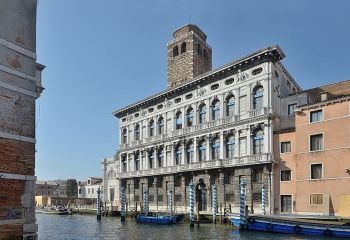 منظر لـ Palazzo Labia كما هو قائم اليوم في البندقية