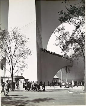 1939 New York World's Fair, Entrance to Perisphere. The event showcased technological innovations and futuristic designs, reflecting the theme “The World of Tomorrow.”