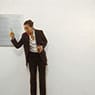 Kunst Muss Hängen (Art Must Hang) (2001)