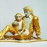 Jeff Koons: Michael Jackson and Bubbles (1988)